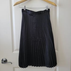 GAP Black Midi Pleated Skirt Women Size 0